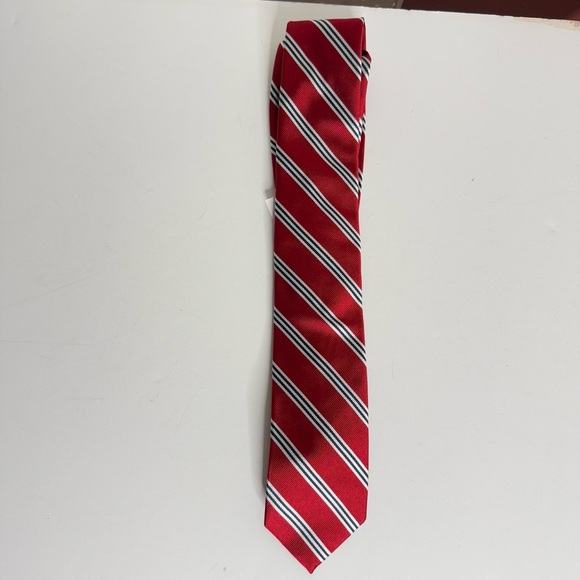 Brooks Brother Classic Red Striped Men's Tie - Picture 2 of 6